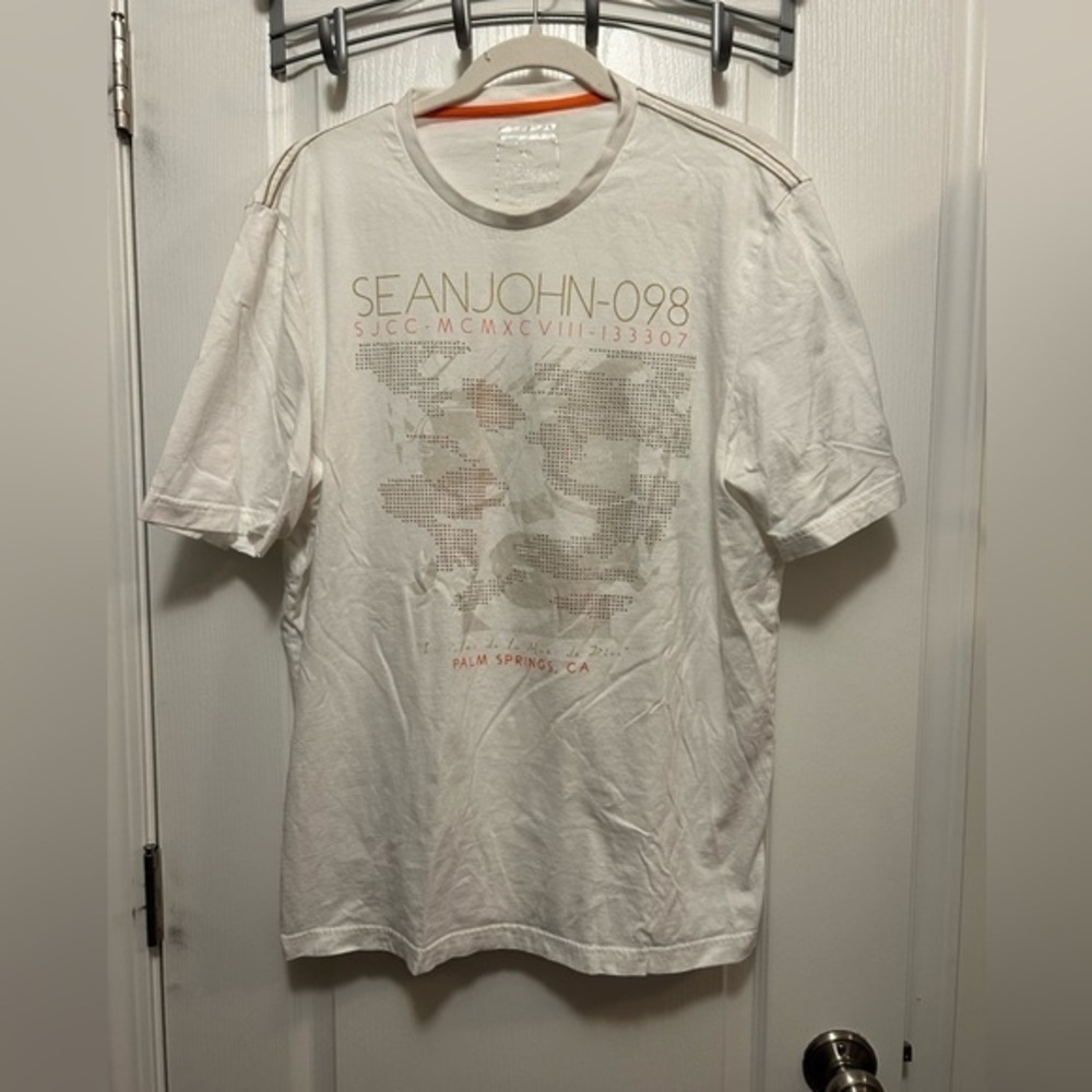 SEAN JOHN white tee shirt men’s XL GUC studded EST98